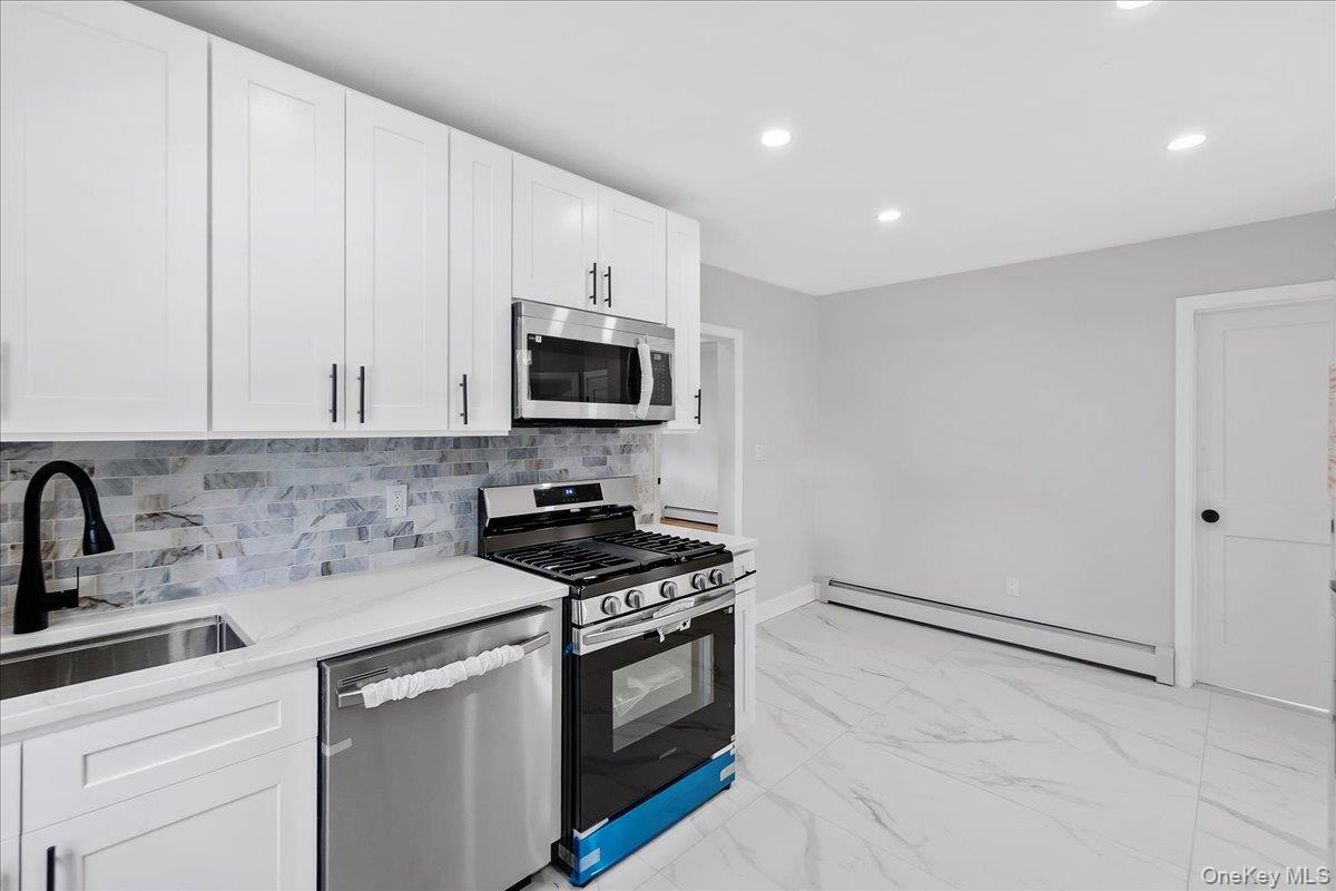 1686 Rosalind Avenue, Elmont, NY 11003