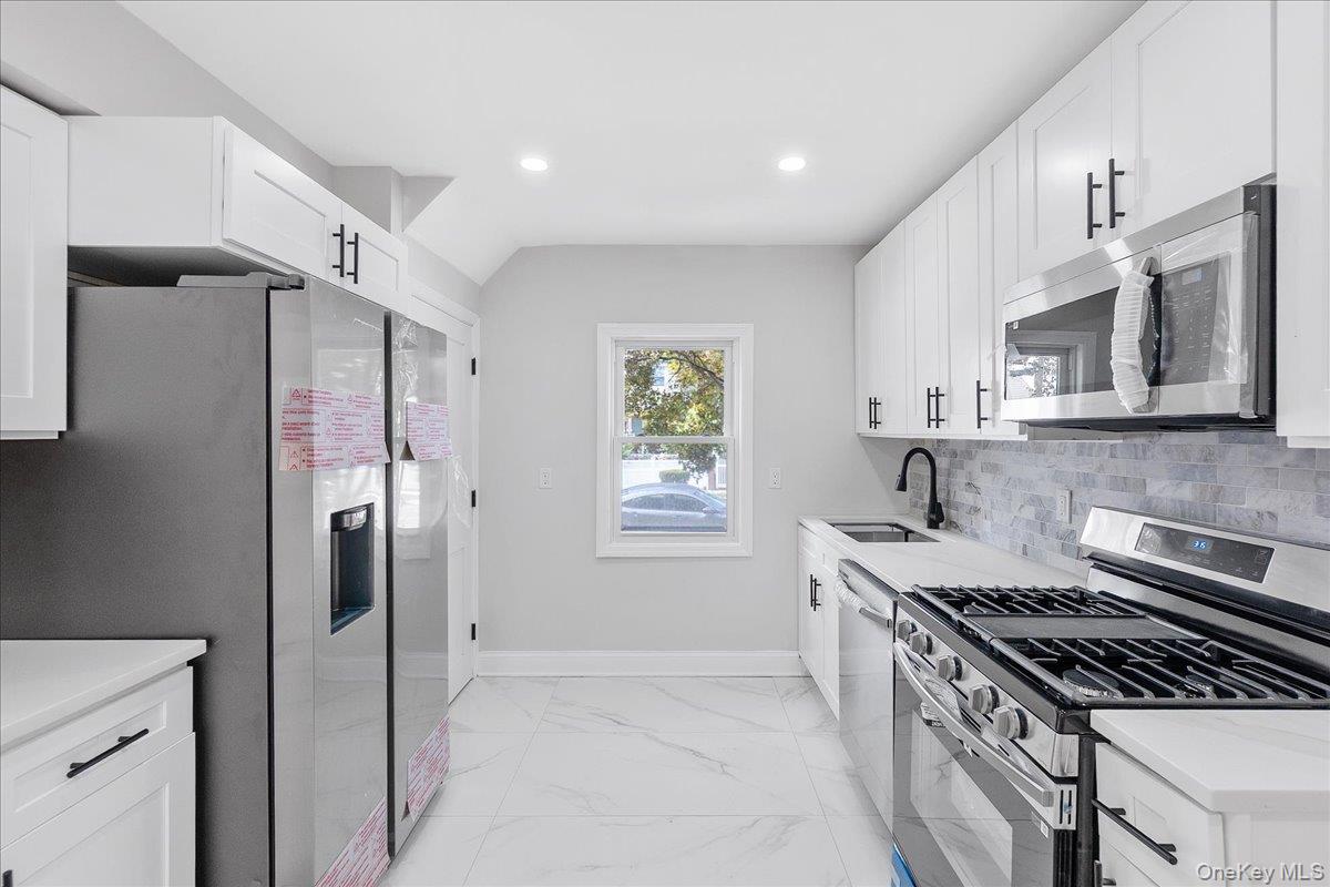 1686 Rosalind Avenue, Elmont, NY 11003