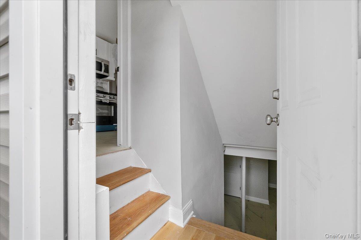 1686 Rosalind Avenue, Elmont, NY 11003