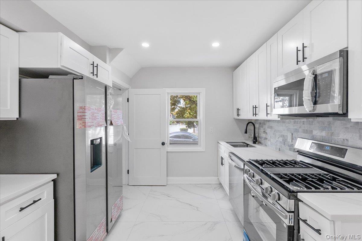 1686 Rosalind Avenue, Elmont, NY 11003