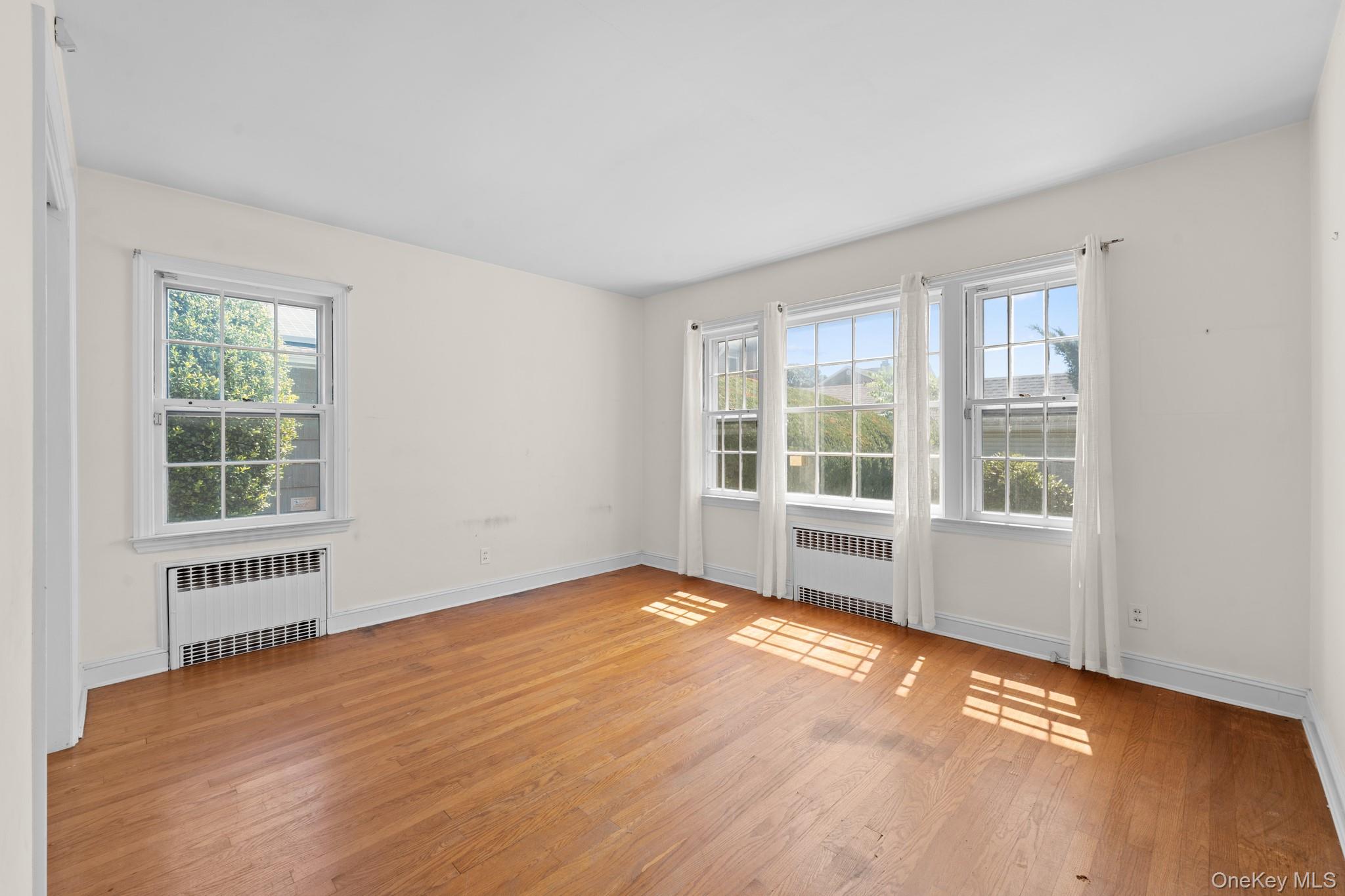 298 Nassau Parkway, Oceanside, NY 11572