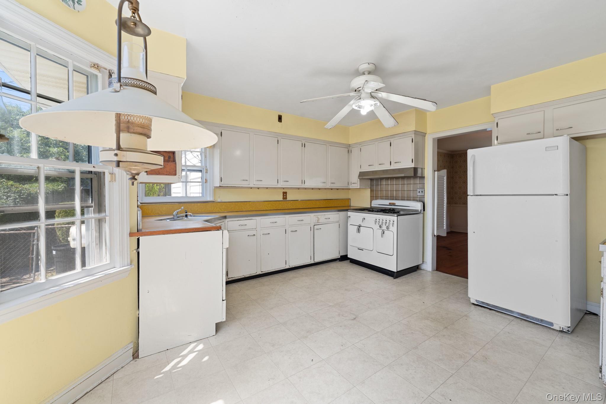 298 Nassau Parkway, Oceanside, NY 11572