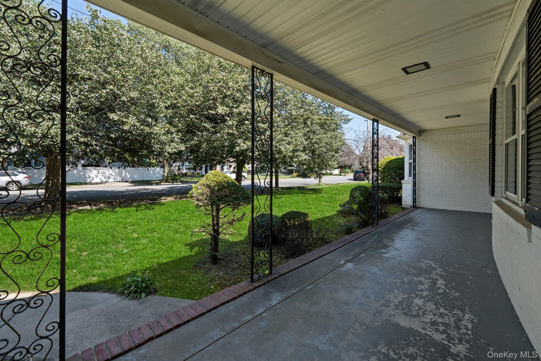 298 Nassau Parkway, Oceanside, NY 11572