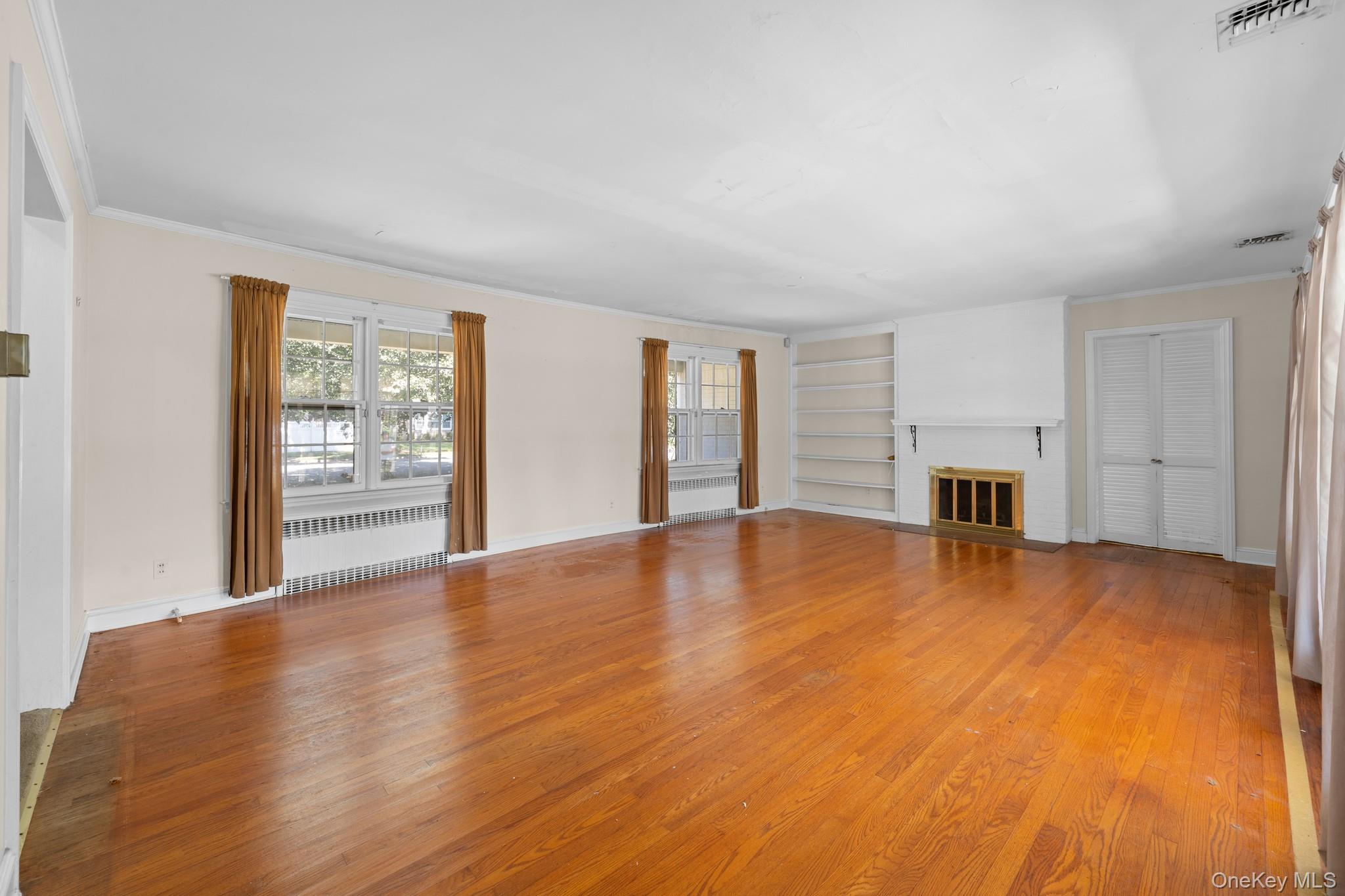 298 Nassau Parkway, Oceanside, NY 11572