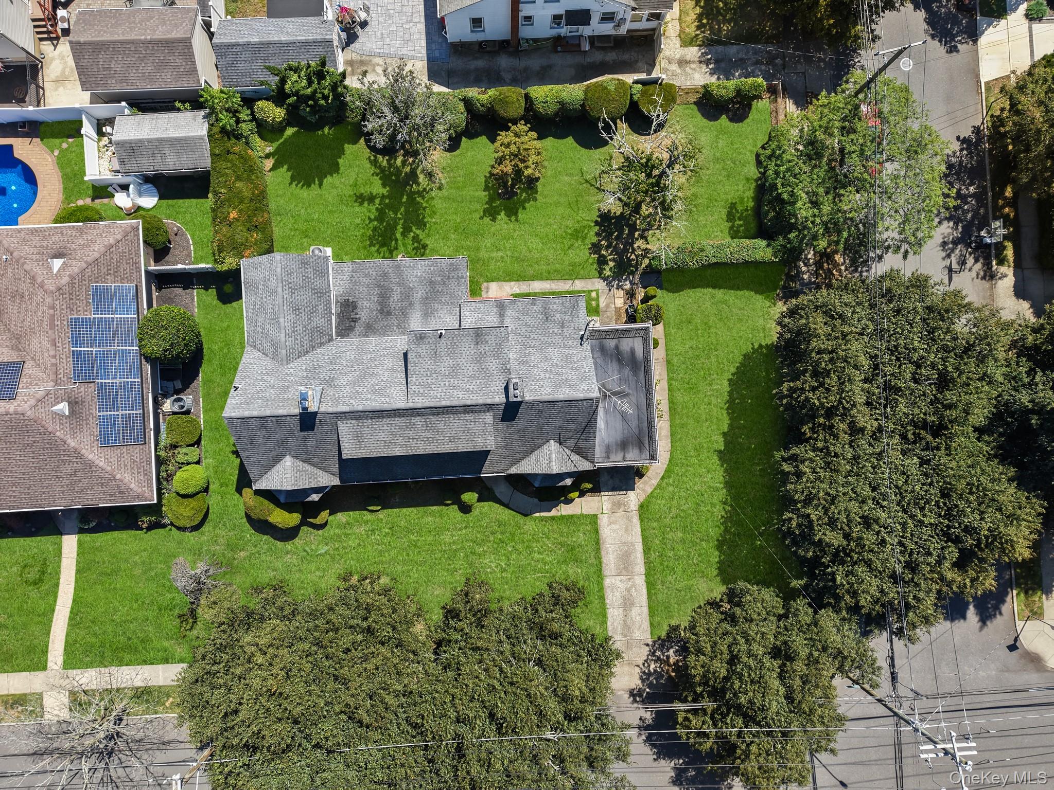 298 Nassau Parkway, Oceanside, NY 11572