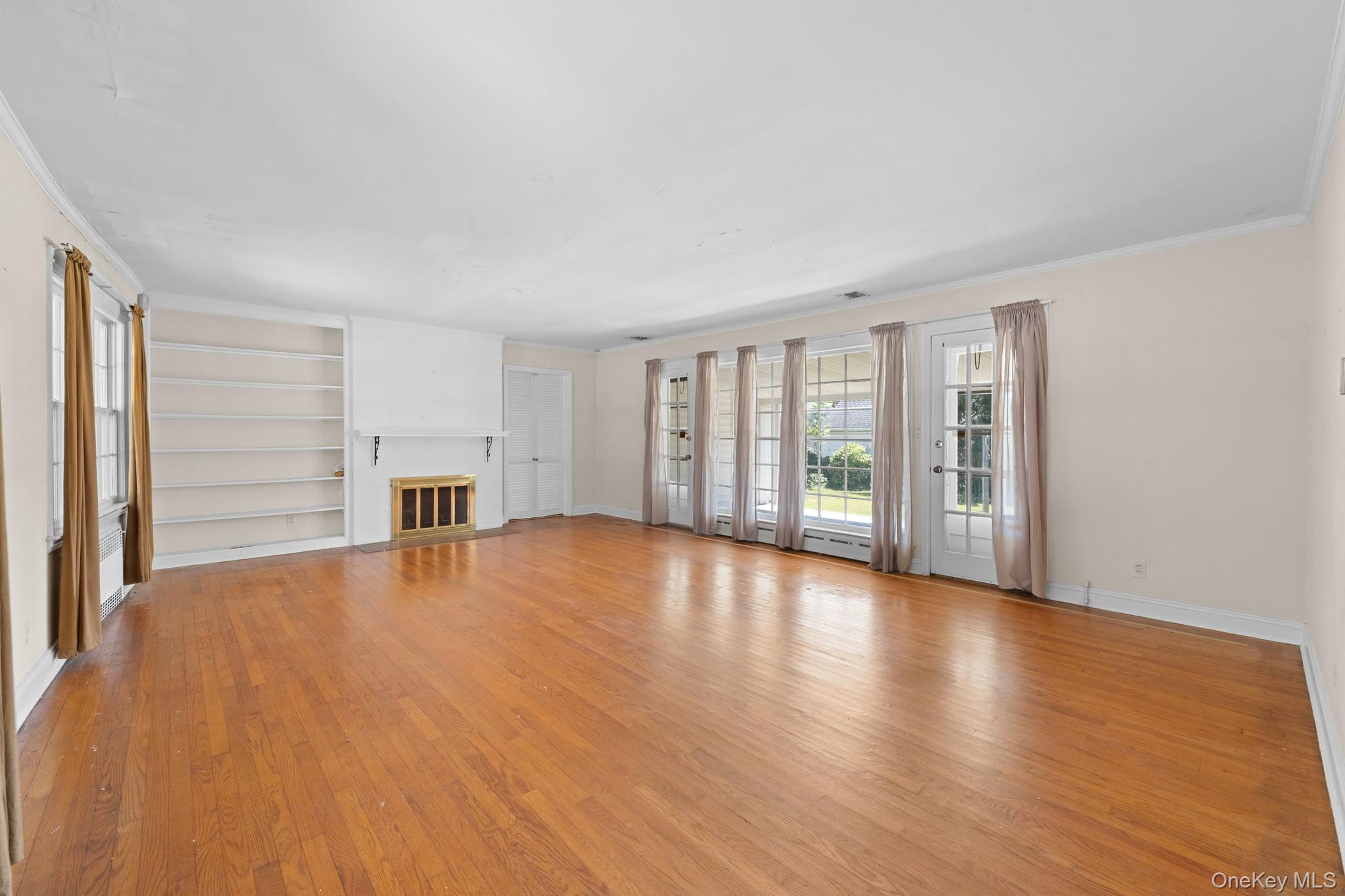 298 Nassau Parkway, Oceanside, NY 11572