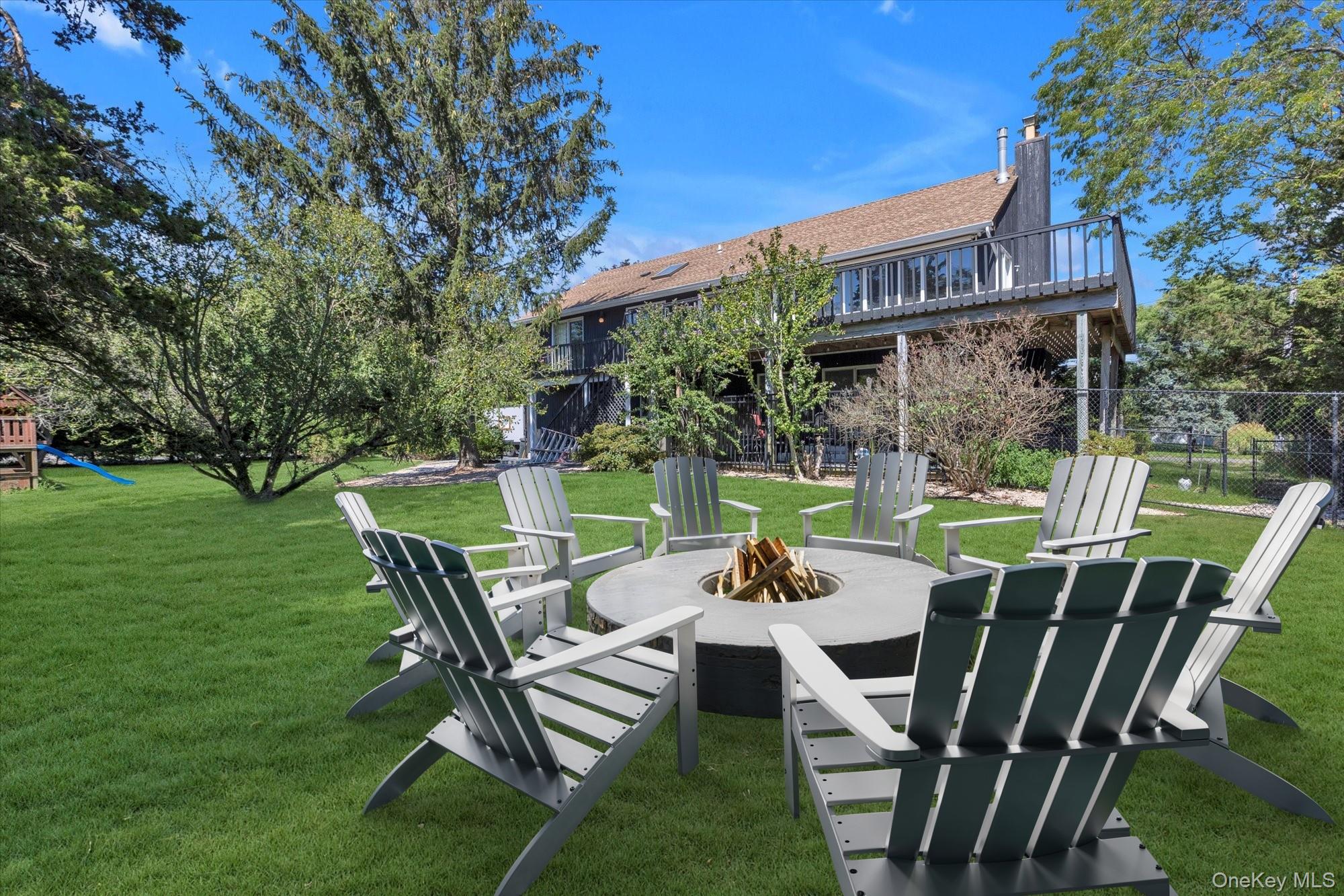 34 Sedgemere Road, Center Moriches, NY 11934