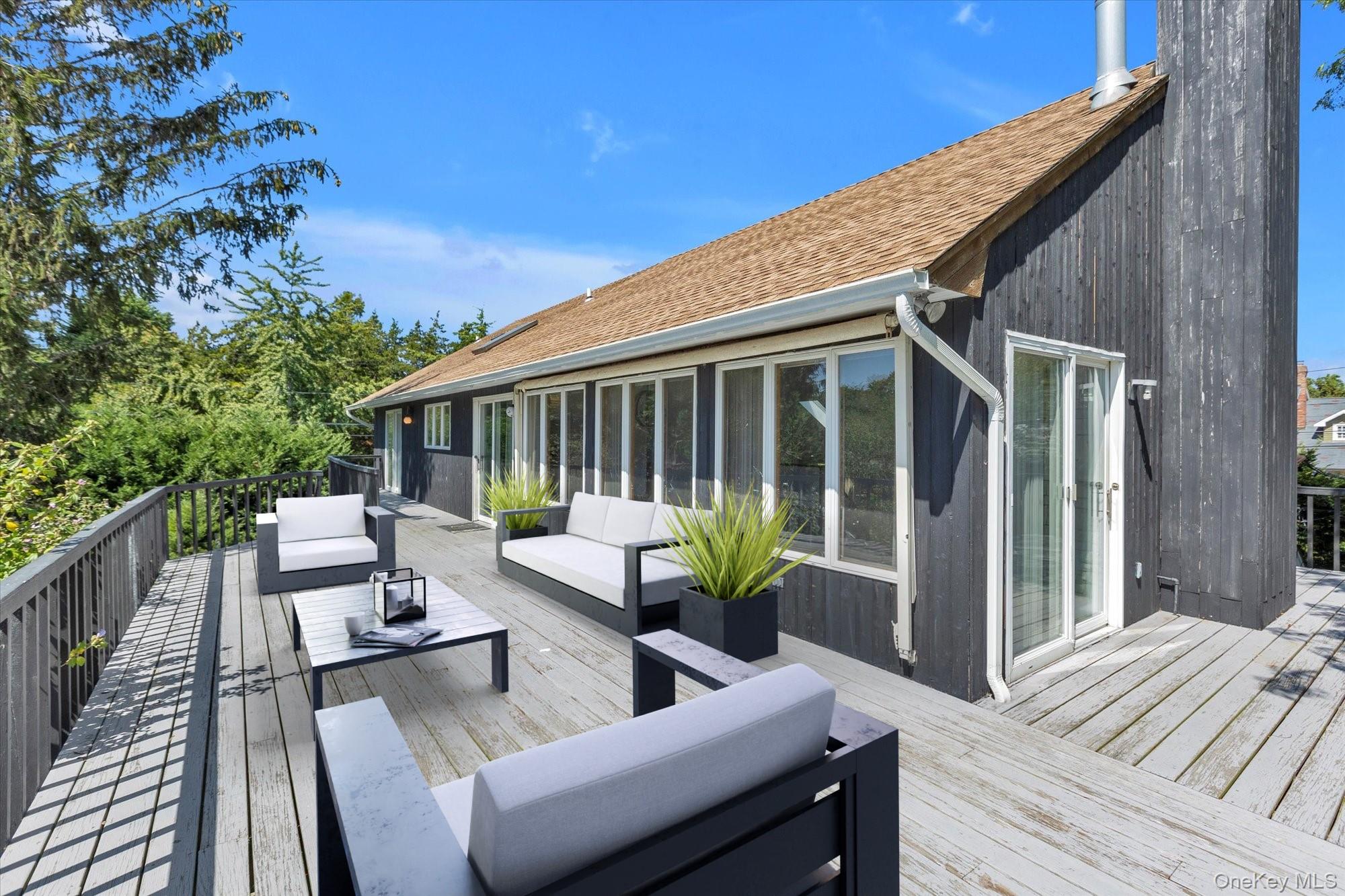 34 Sedgemere Road, Center Moriches, NY 11934