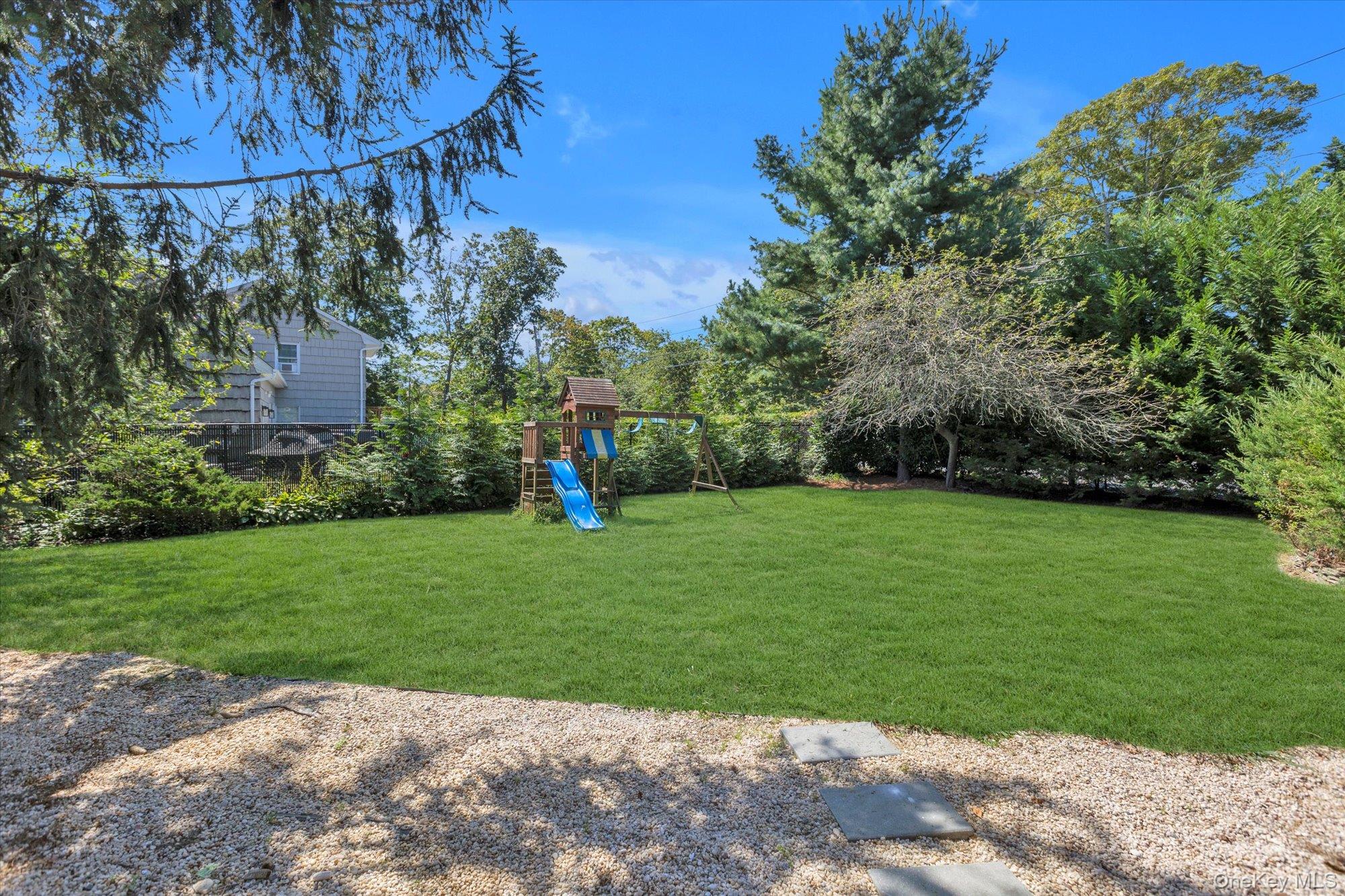 34 Sedgemere Road, Center Moriches, NY 11934