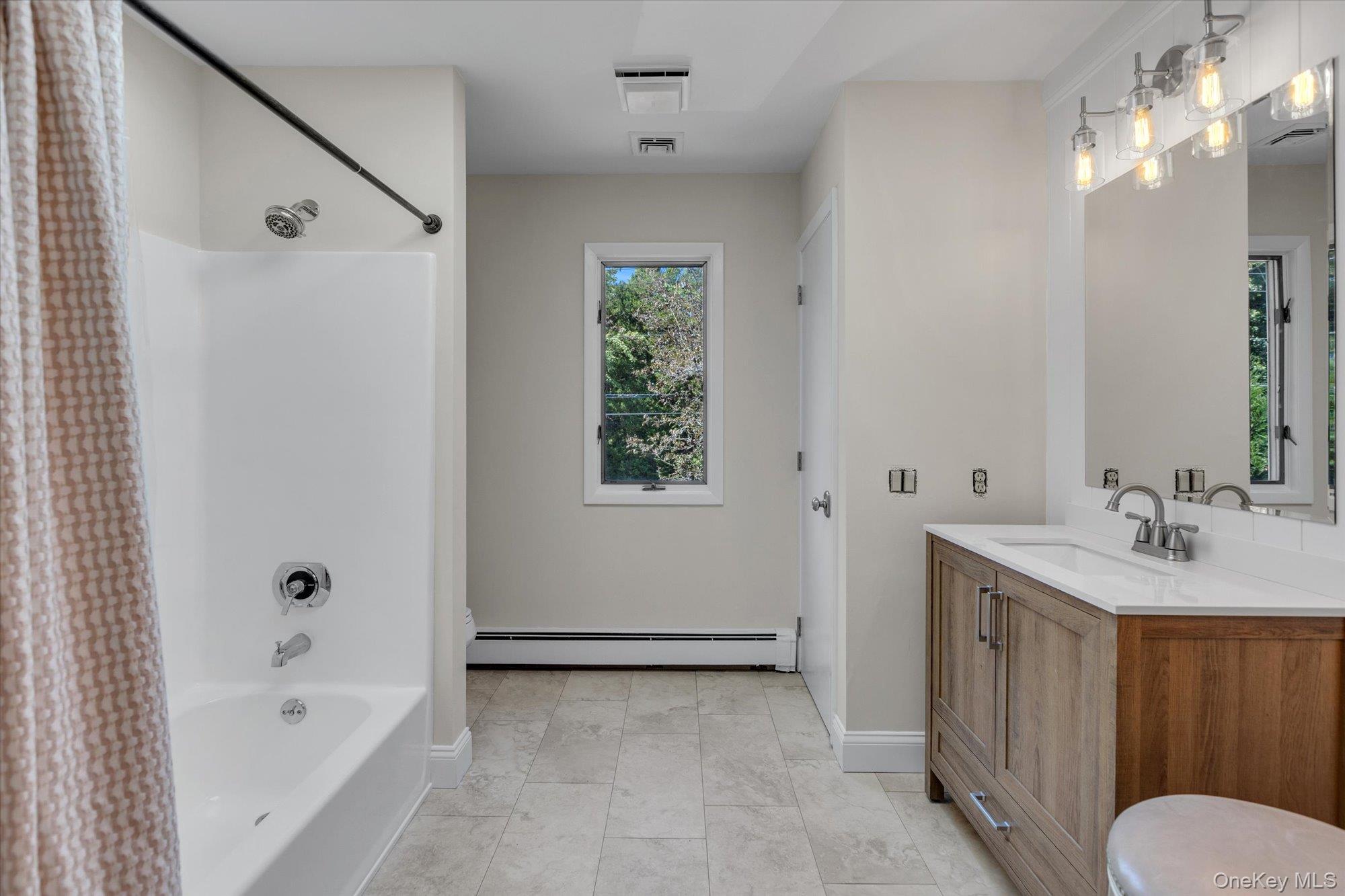 34 Sedgemere Road, Center Moriches, NY 11934