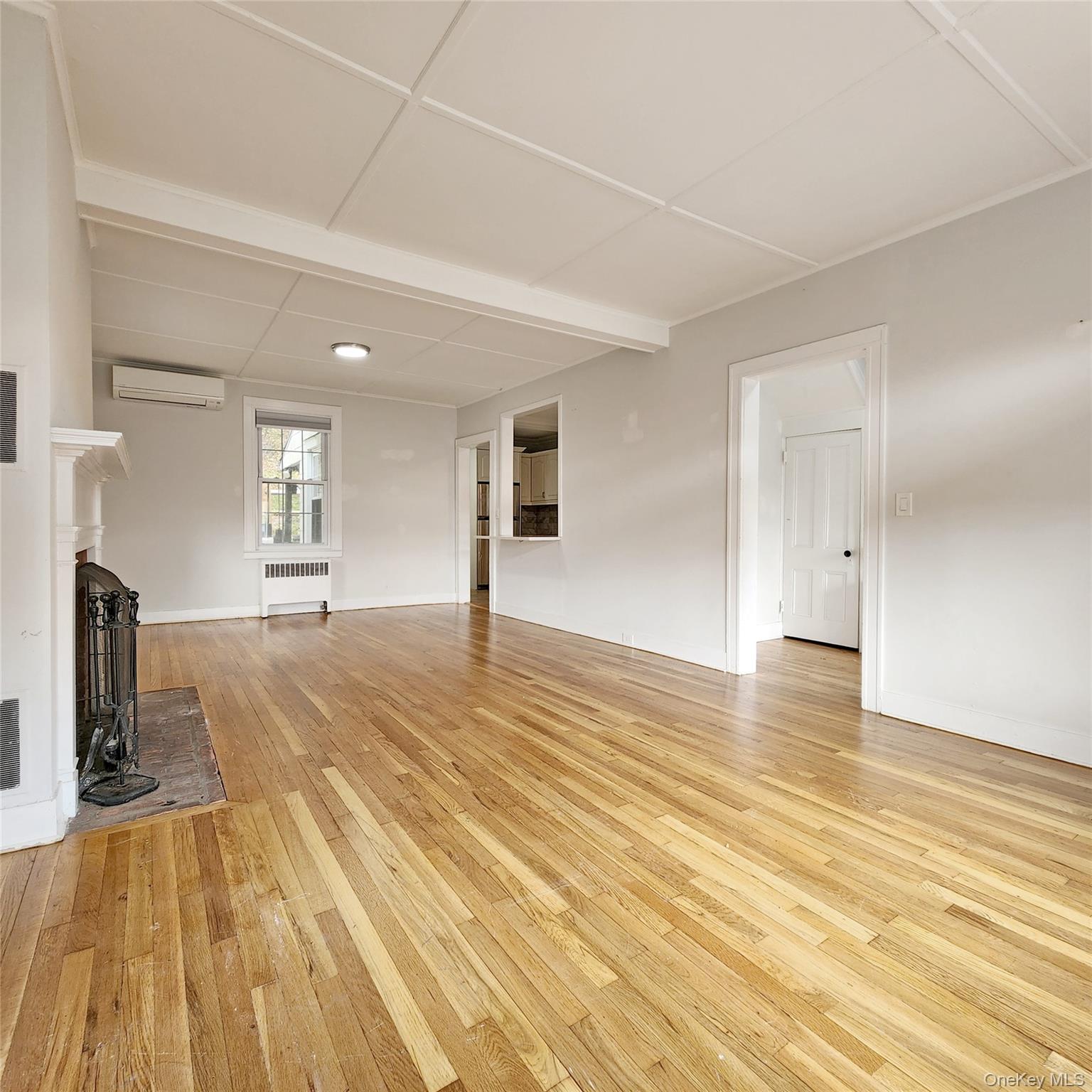 16 Circle Drive, Tuxedo Park, NY 10987