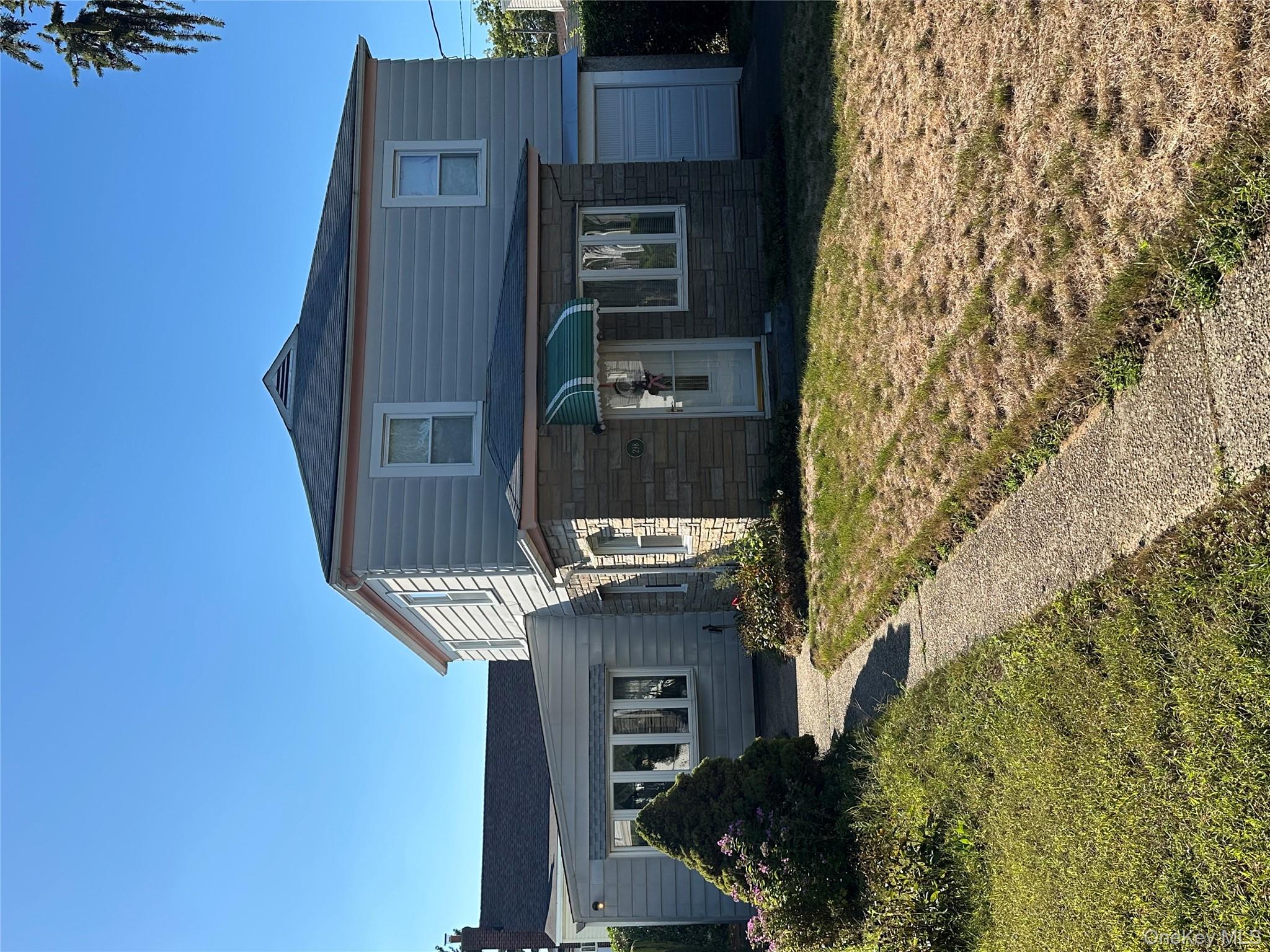 298 Doris Avenue, Franklin Square, NY 11010