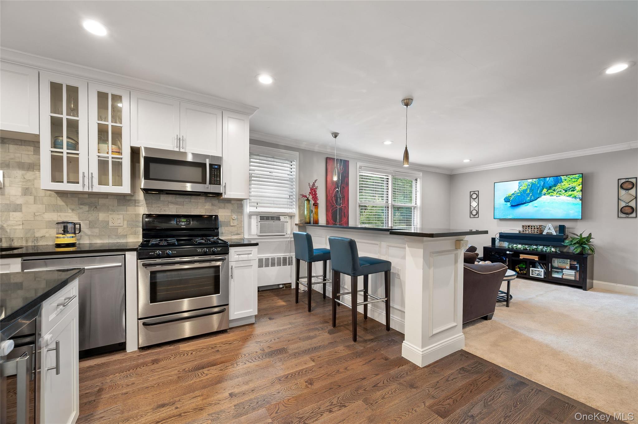 3 Bryant Crescent # 2G, White Plains, NY 10605