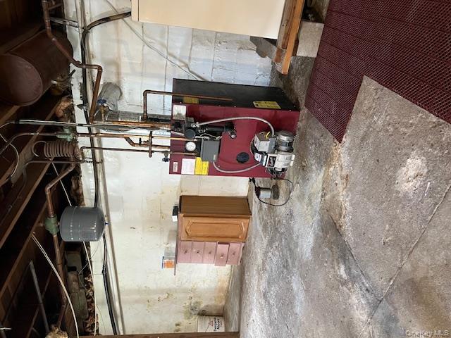 443 Adirondack Drive, Farmingville, NY 11738