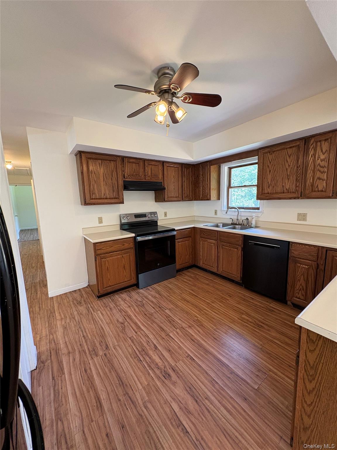 6 Schoolhouse Road, Napanoch, NY 12458