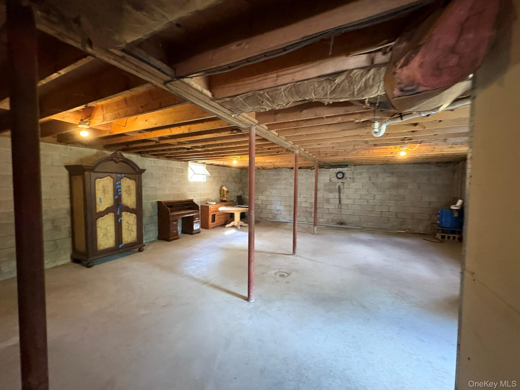 6 Schoolhouse Road, Napanoch, NY 12458