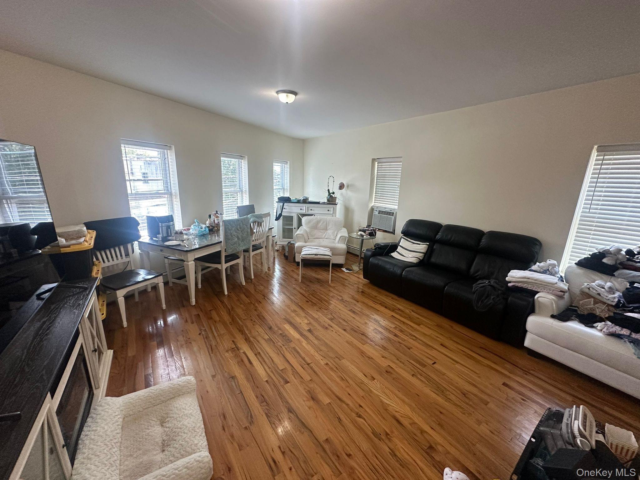 1024 Broadway, Woodmere, NY 11598
