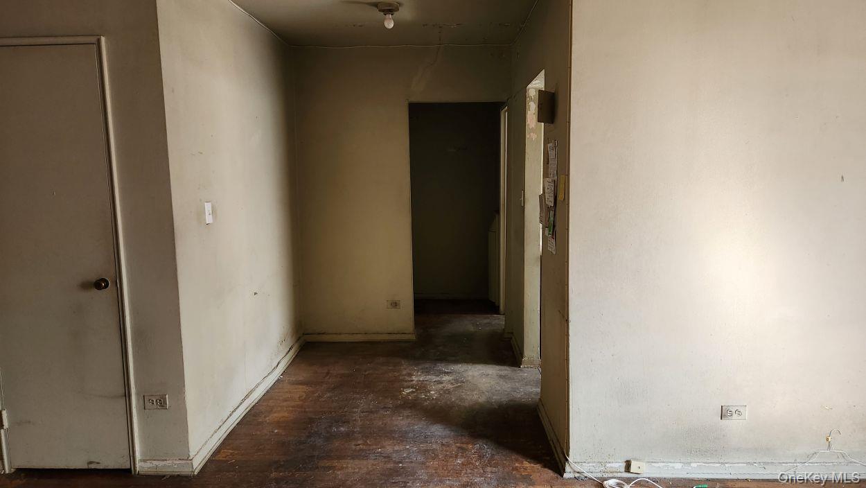 8385 116th Street # 2G, Richmond Hill, NY 11418