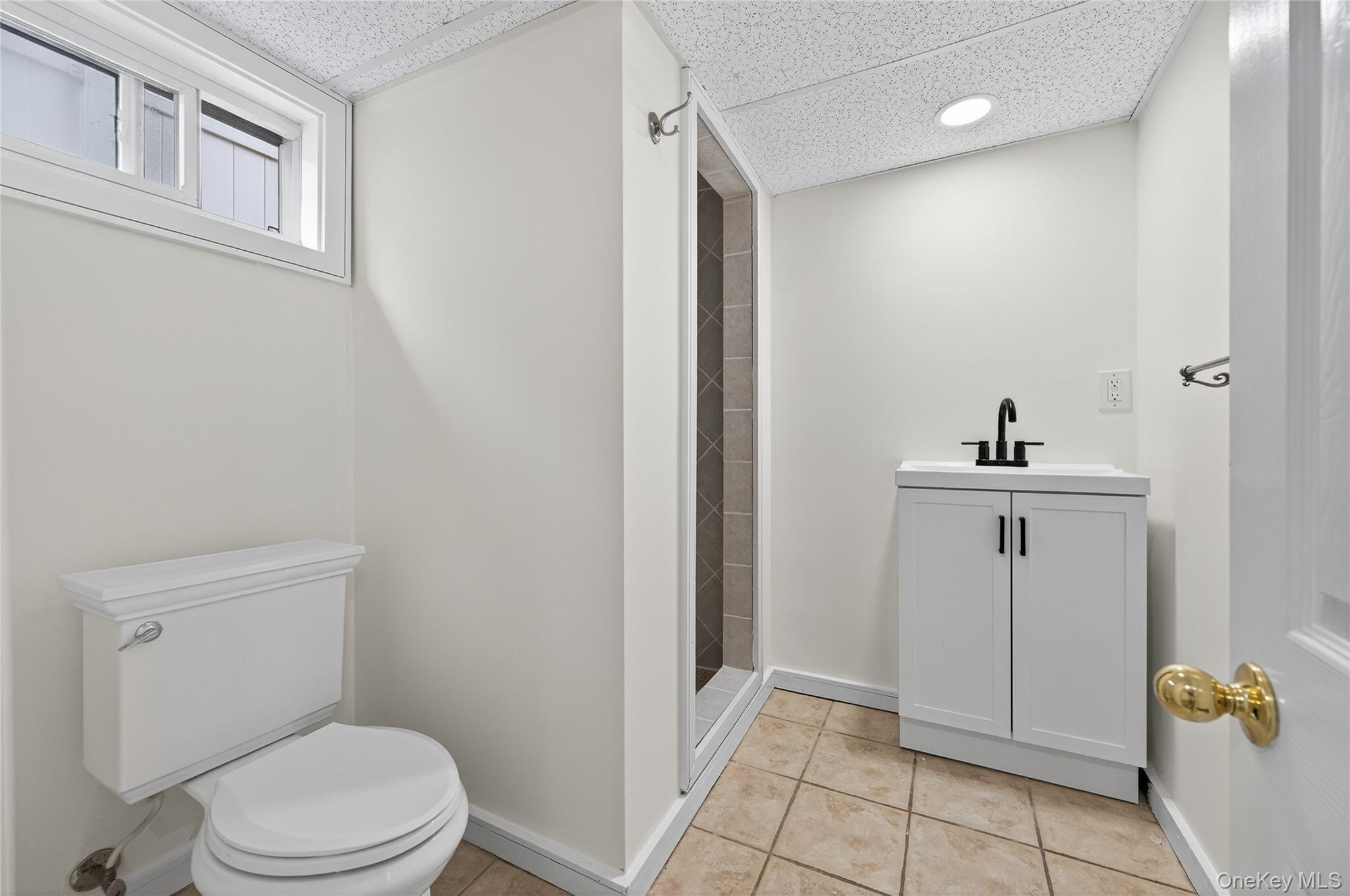 26 9th Street, Locust Valley, NY 11560