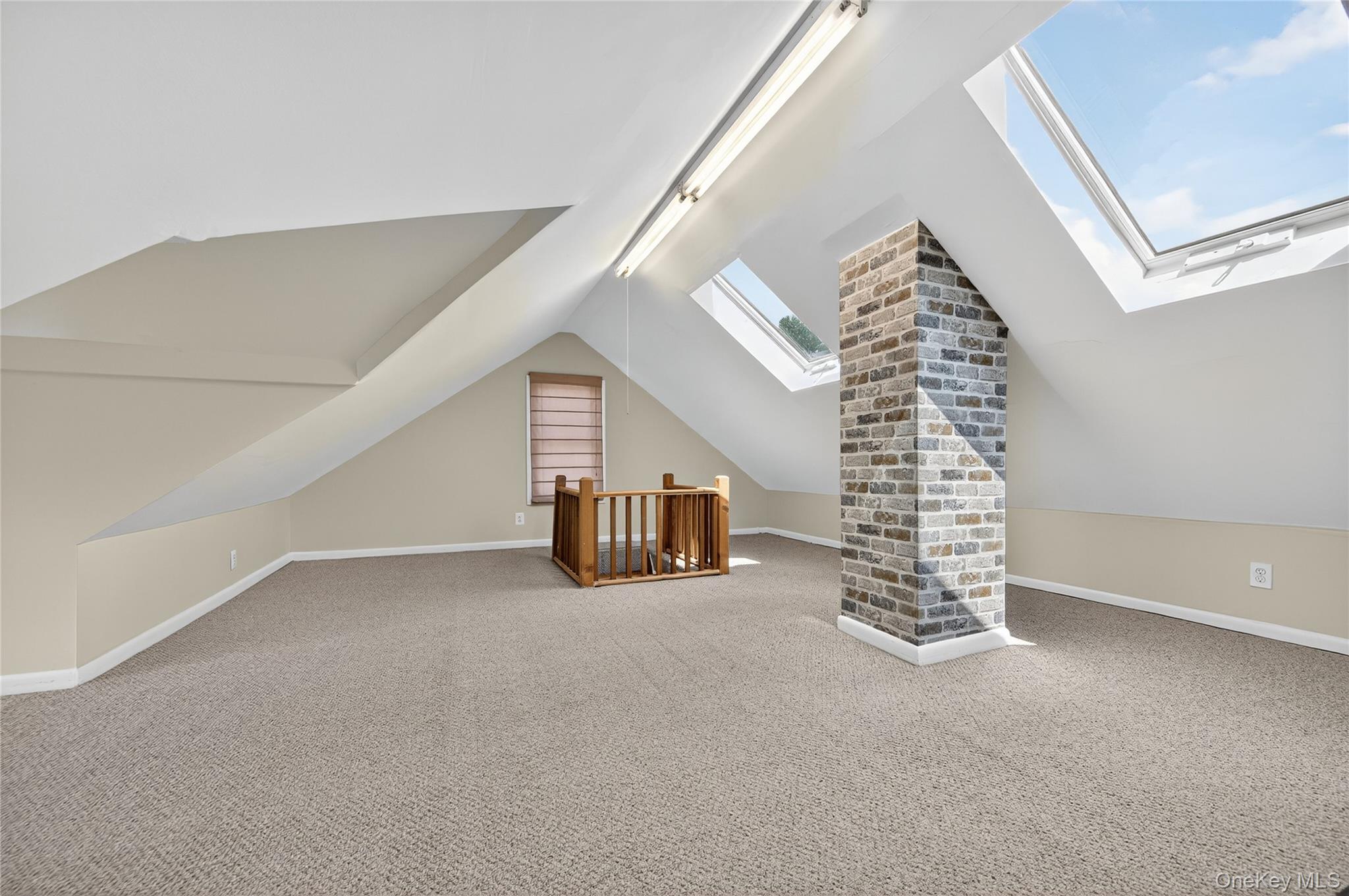 26 9th Street, Locust Valley, NY 11560