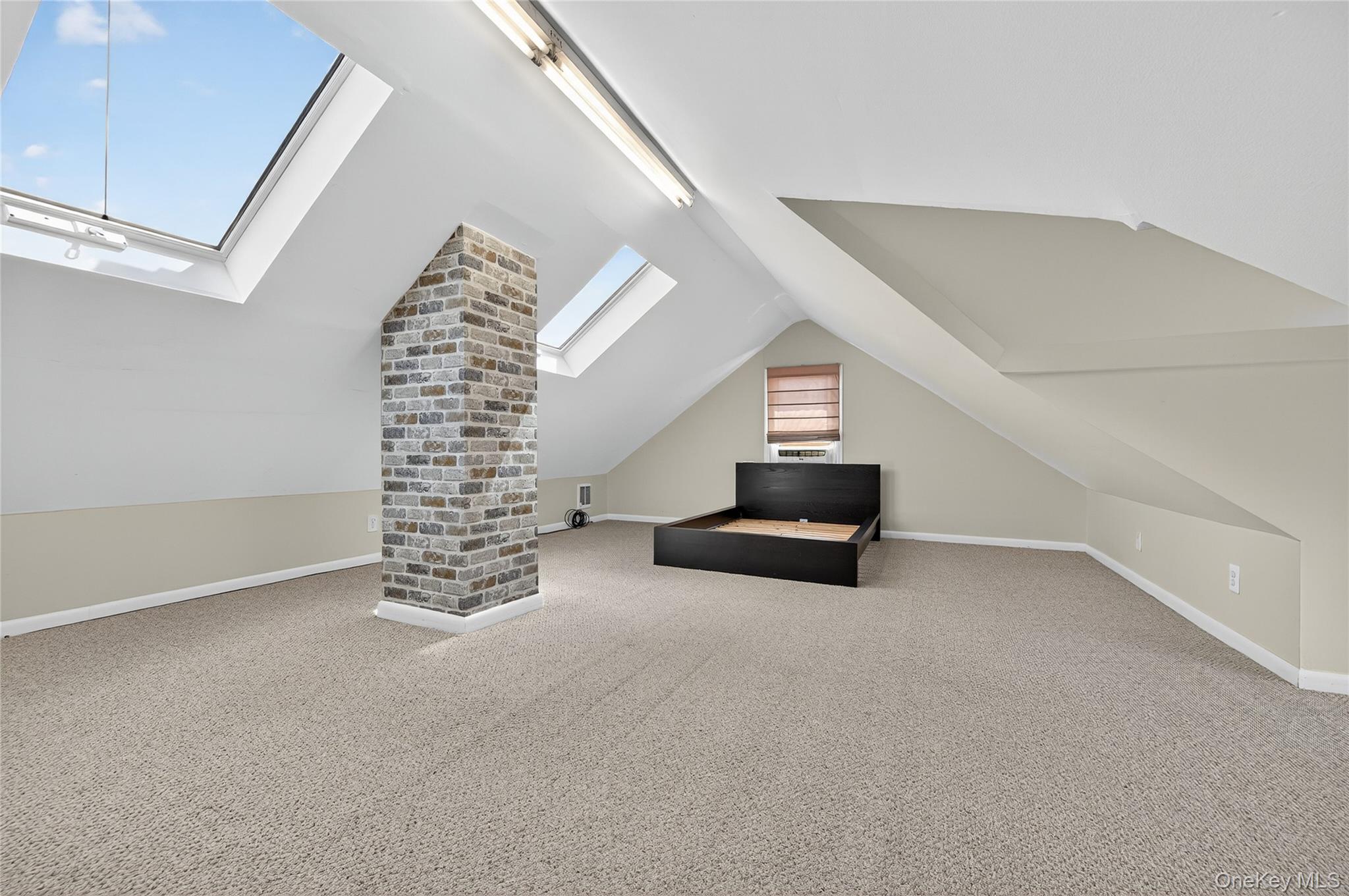 26 9th Street, Locust Valley, NY 11560