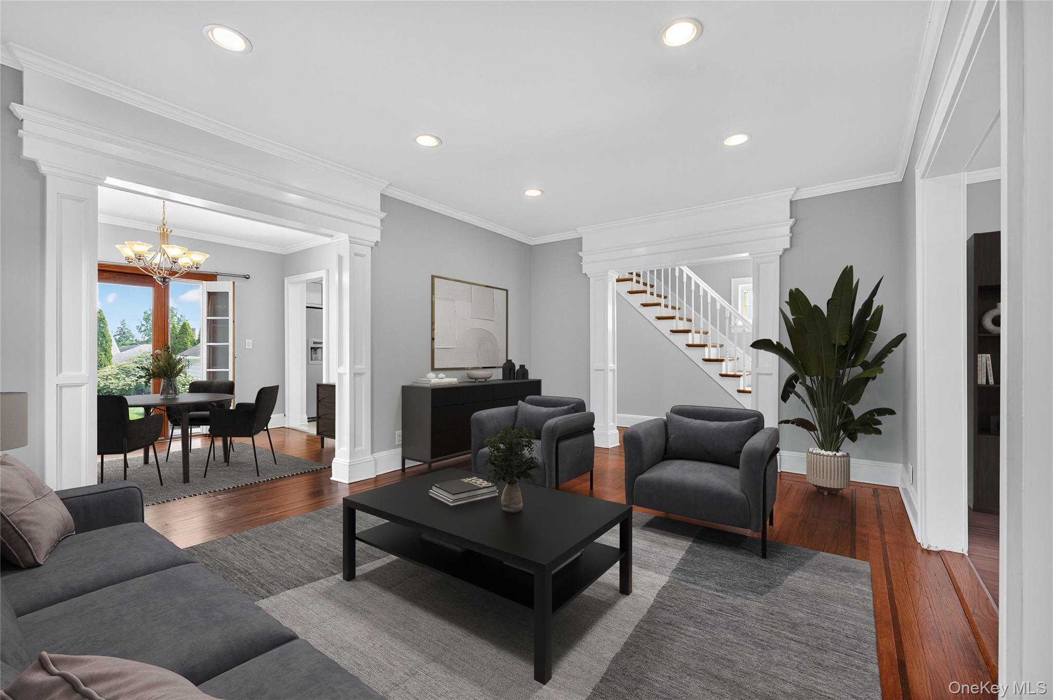 26 9th Street, Locust Valley, NY 11560