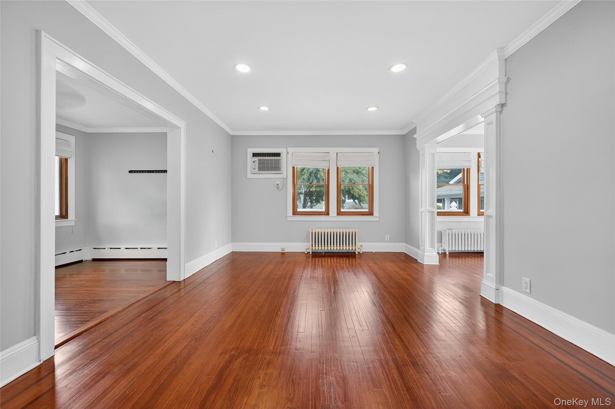 26 9th Street, Locust Valley, NY 11560