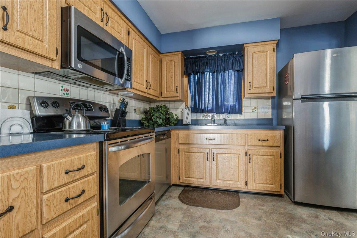 2800 Pacific Street, North Bellmore, NY 11710