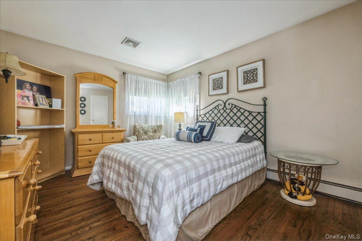 2800 Pacific Street, North Bellmore, NY 11710