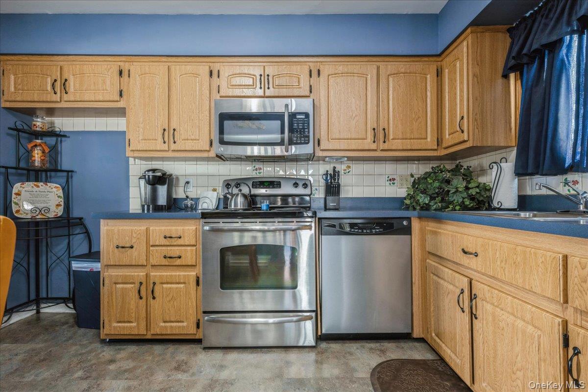 2800 Pacific Street, North Bellmore, NY 11710