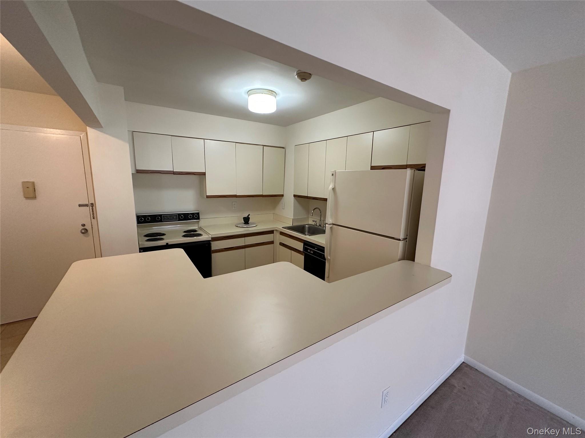 360 Shore Road # 6N, Long Beach, NY 11561