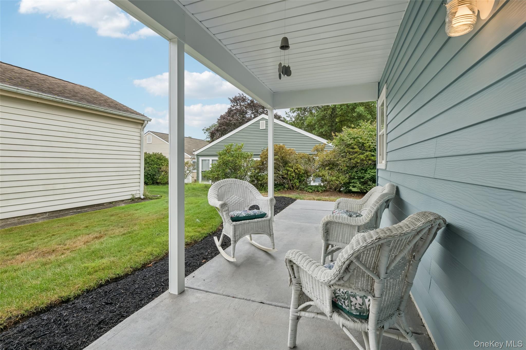 147 Edinburgh Drive, Ridge, NY 11961