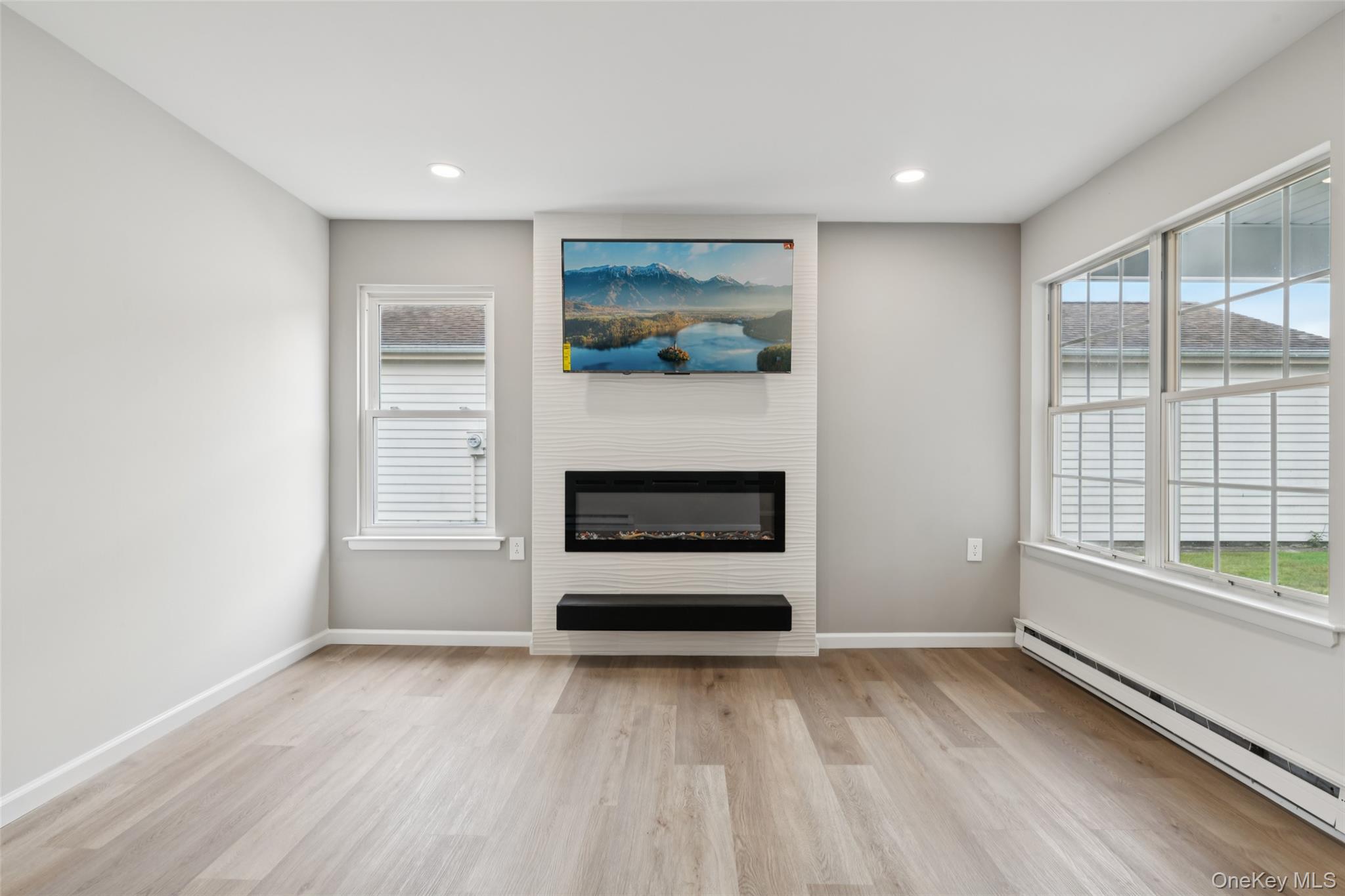 147 Edinburgh Drive, Ridge, NY 11961