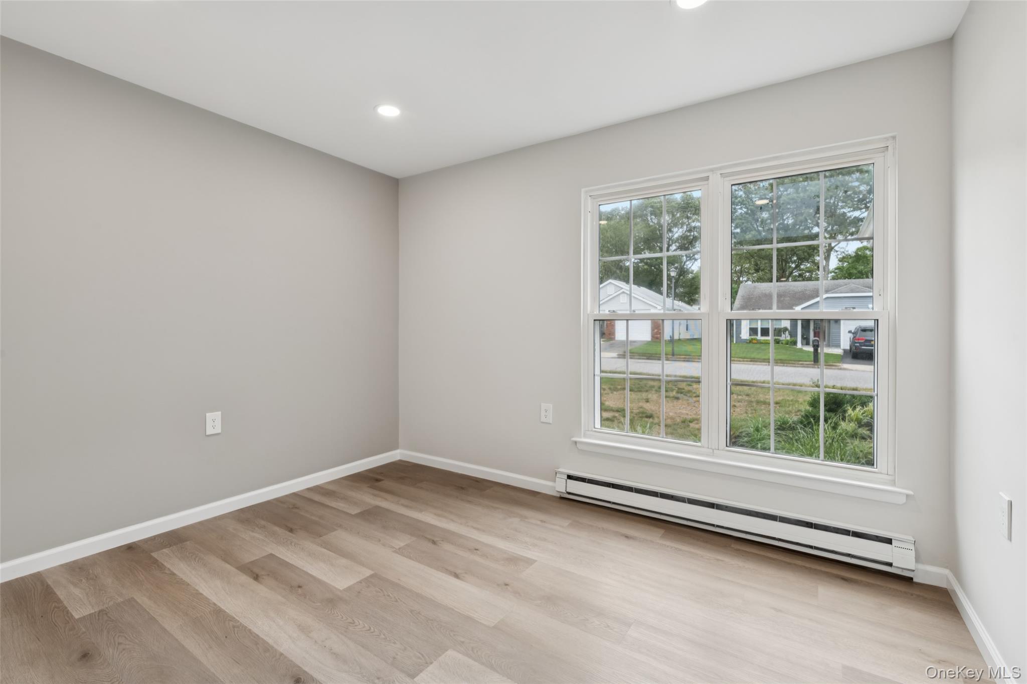 147 Edinburgh Drive, Ridge, NY 11961