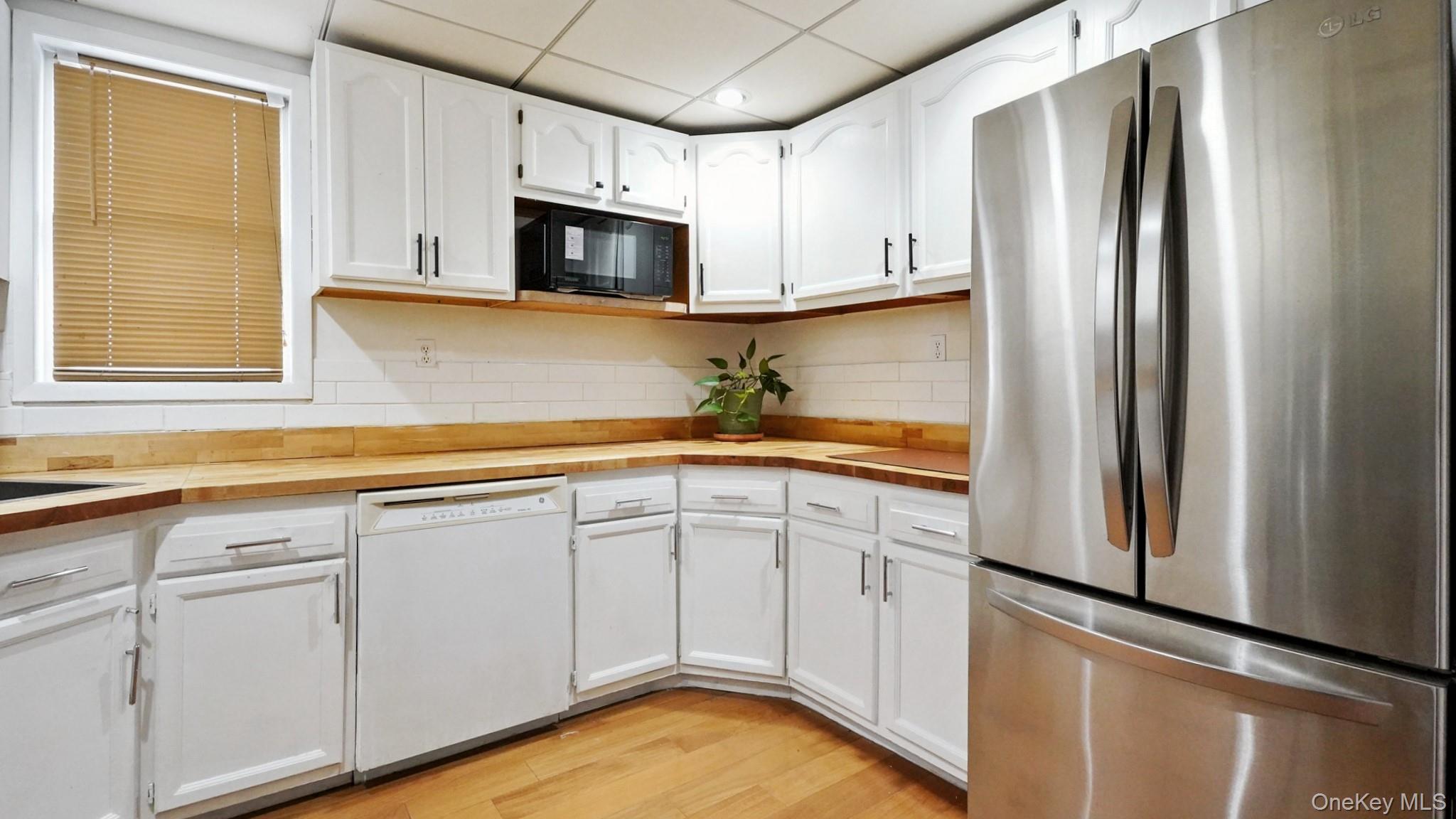 9456 225th Street, Queens Village, NY 11428