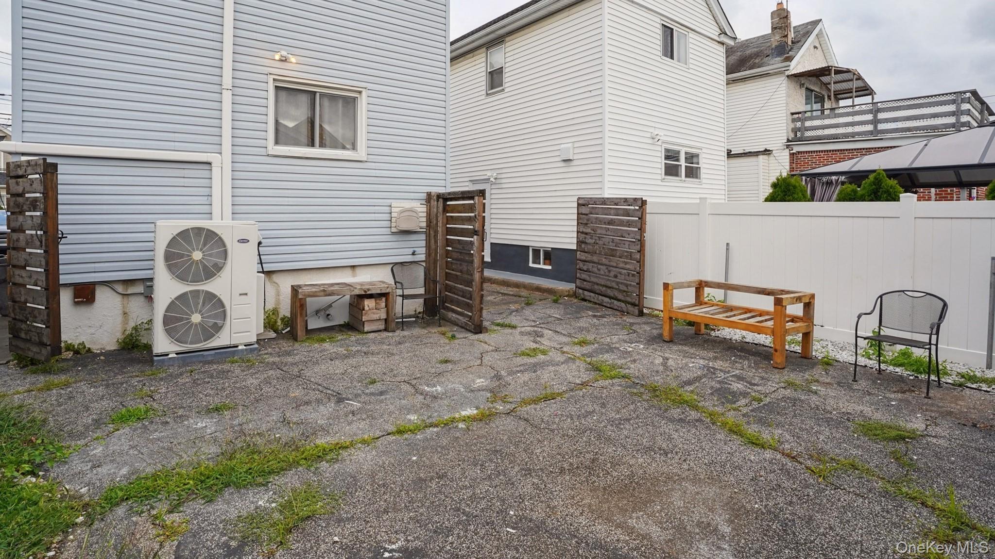 9456 225th Street, Queens Village, NY 11428