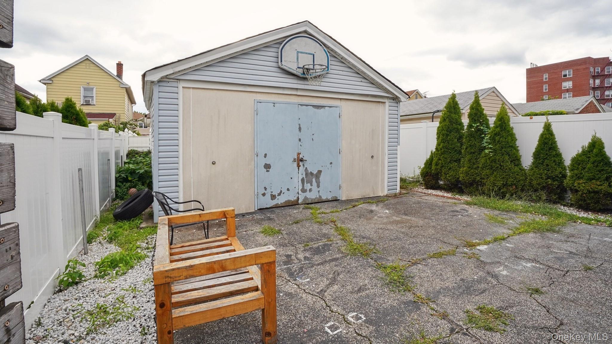 9456 225th Street, Queens Village, NY 11428