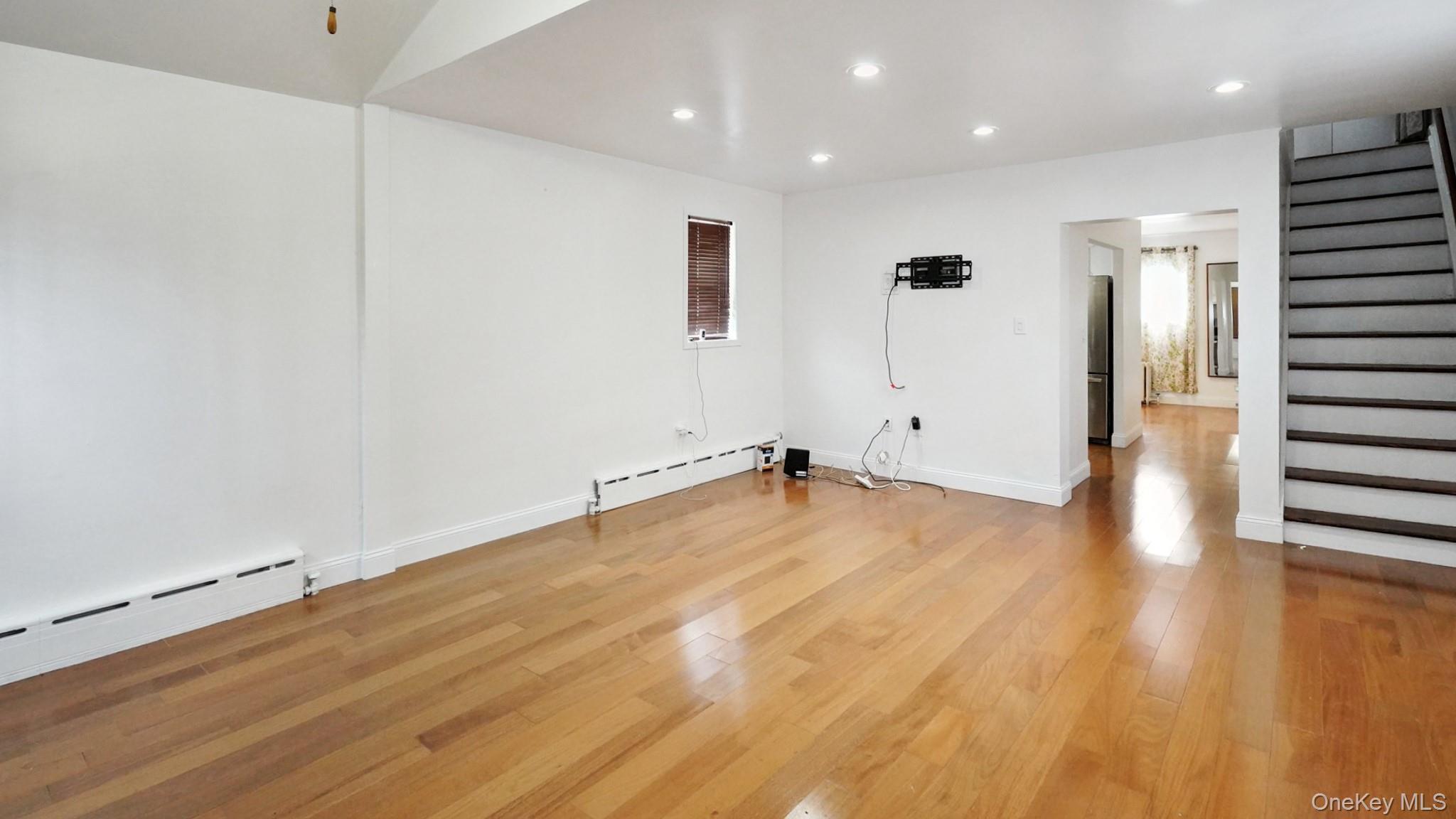 9456 225th Street, Queens Village, NY 11428