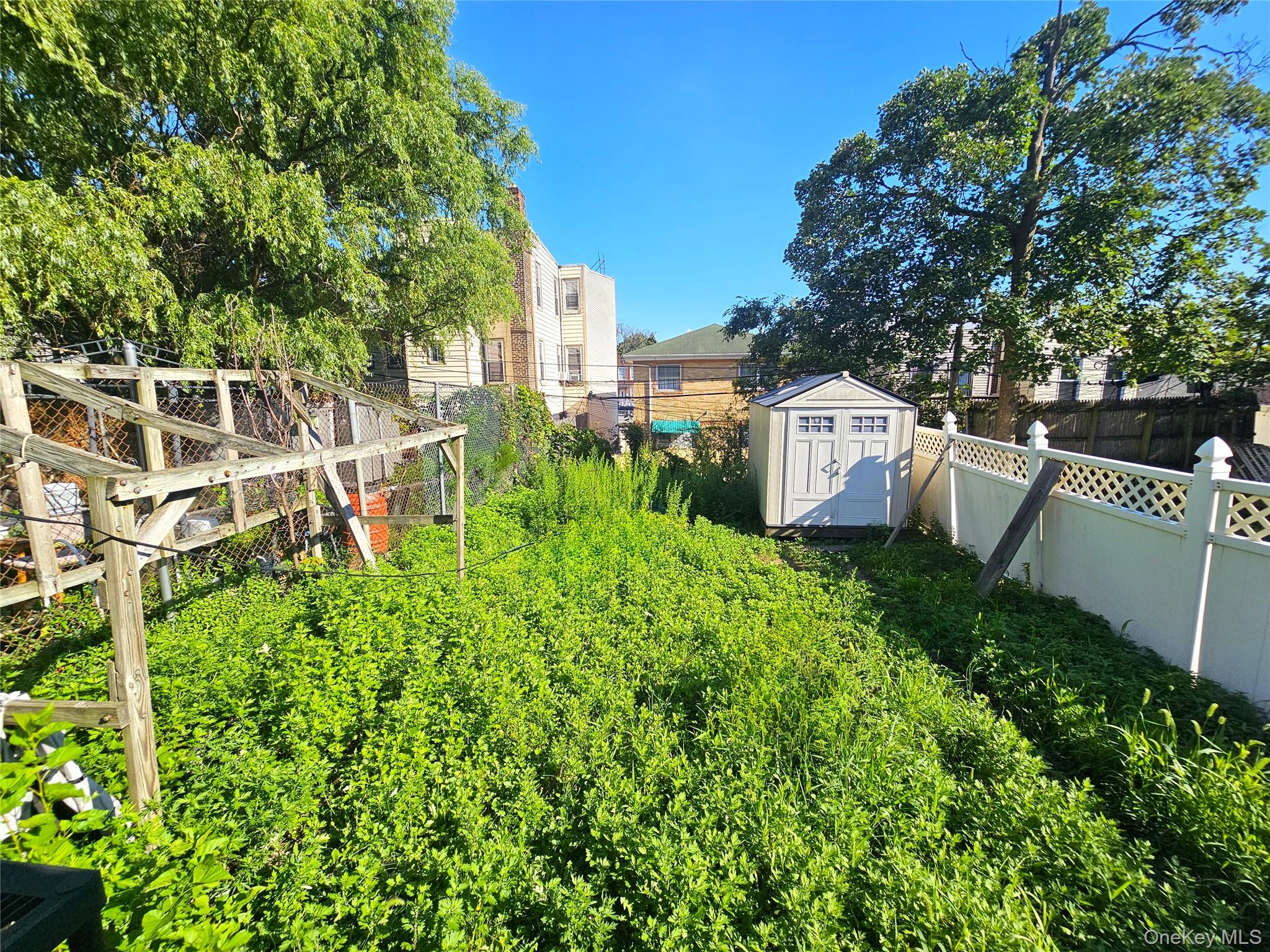 4 Crosby Avenue, Brooklyn, NY 11207