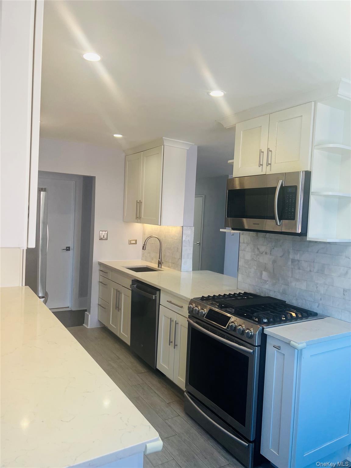 57-10 Junction Boulevard # 5C, Elmhurst, NY 11373