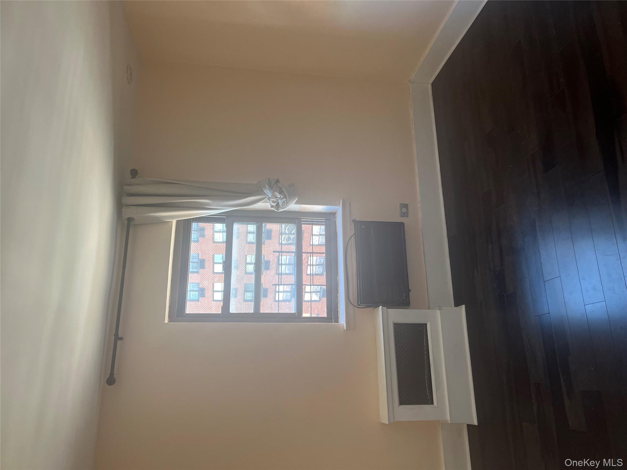 57-10 Junction Boulevard # 5C, Elmhurst, NY 11373