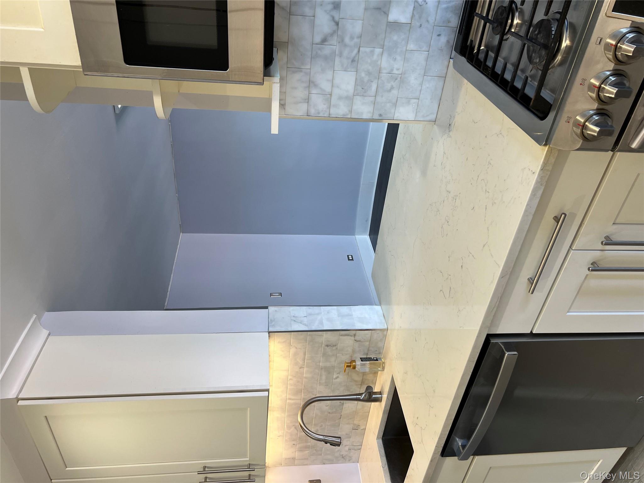 57-10 Junction Boulevard # 5C, Elmhurst, NY 11373