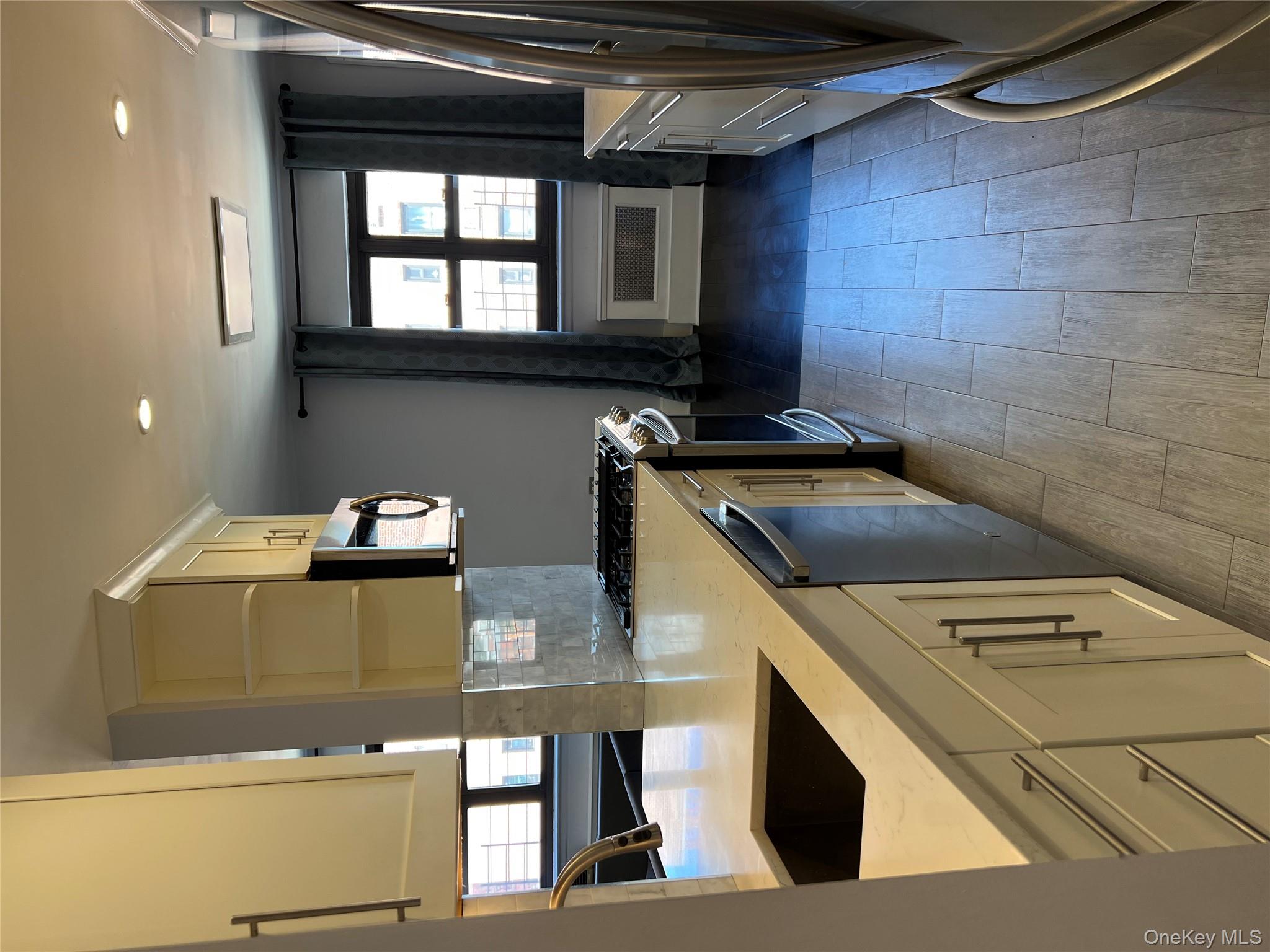 57-10 Junction Boulevard # 5C, Elmhurst, NY 11373