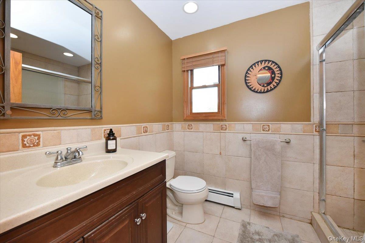 58 YORKSHIRE Road, New Hyde Park, NY 11040