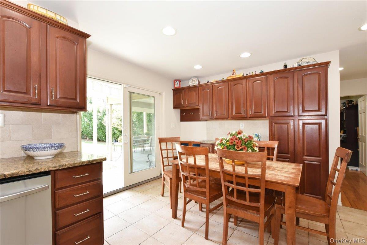 58 YORKSHIRE Road, New Hyde Park, NY 11040