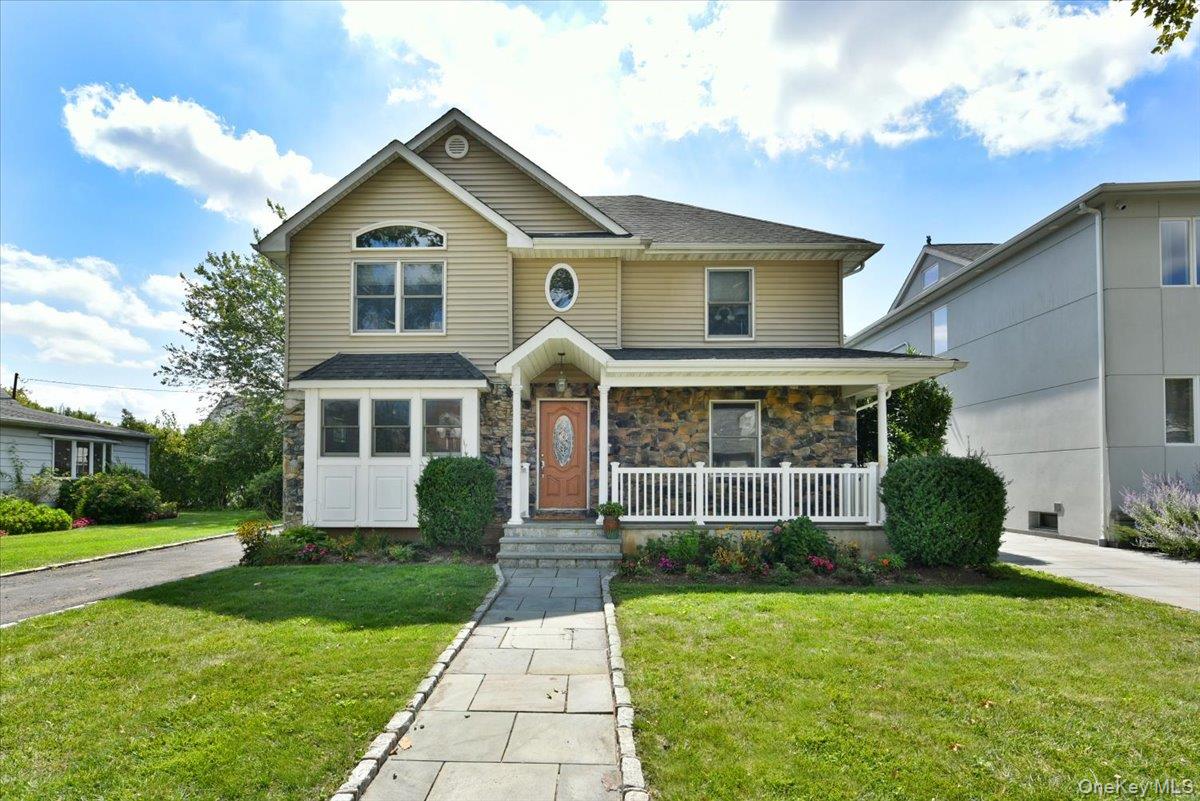 58 YORKSHIRE Road, New Hyde Park, NY 11040