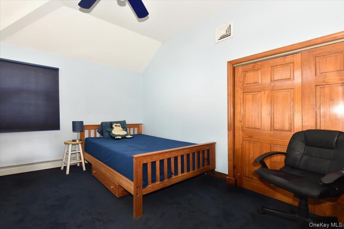 58 YORKSHIRE Road, New Hyde Park, NY 11040