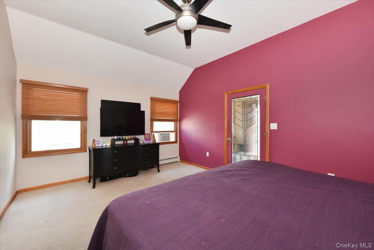 58 YORKSHIRE Road, New Hyde Park, NY 11040