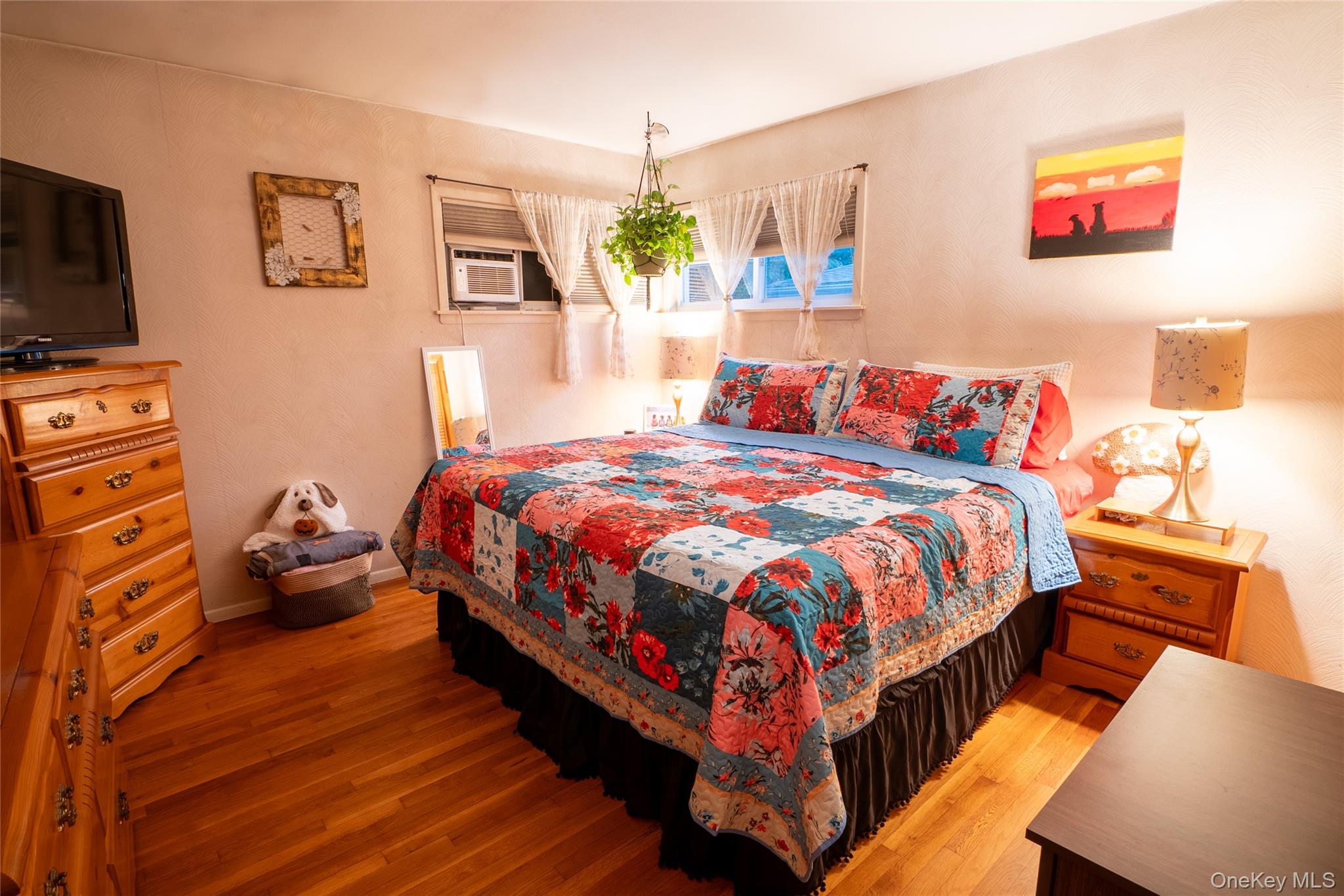 4 Andam Way, Saint James, NY 11780