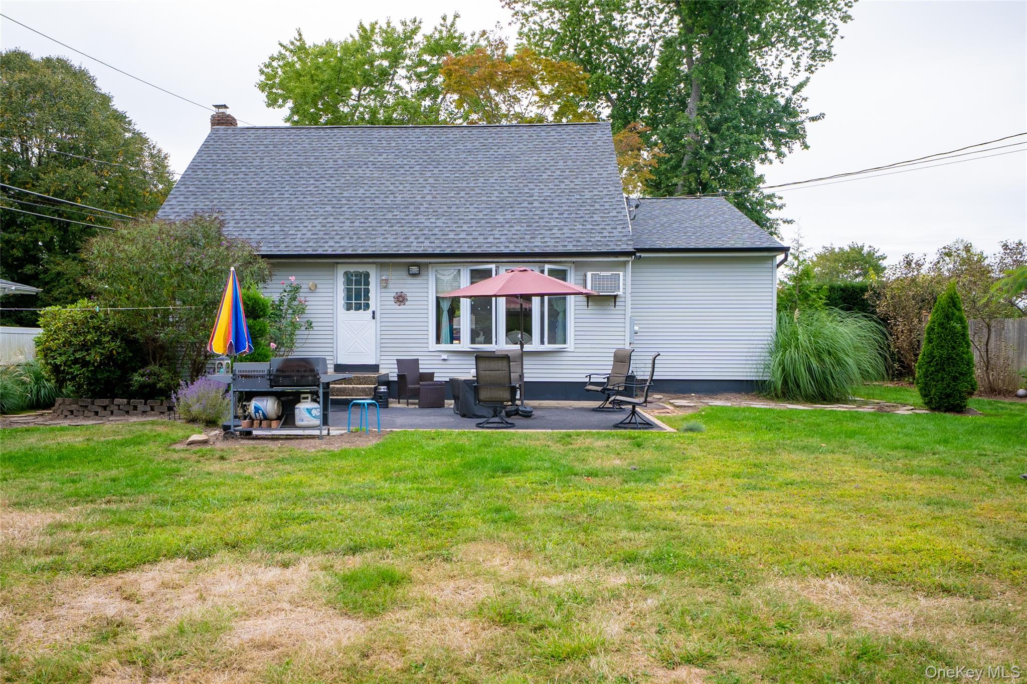 4 Andam Way, Saint James, NY 11780